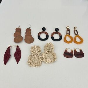 Chic Women's Jewelry Set - Brown, Black, Gold, Cream Earrings. 6 pairs included